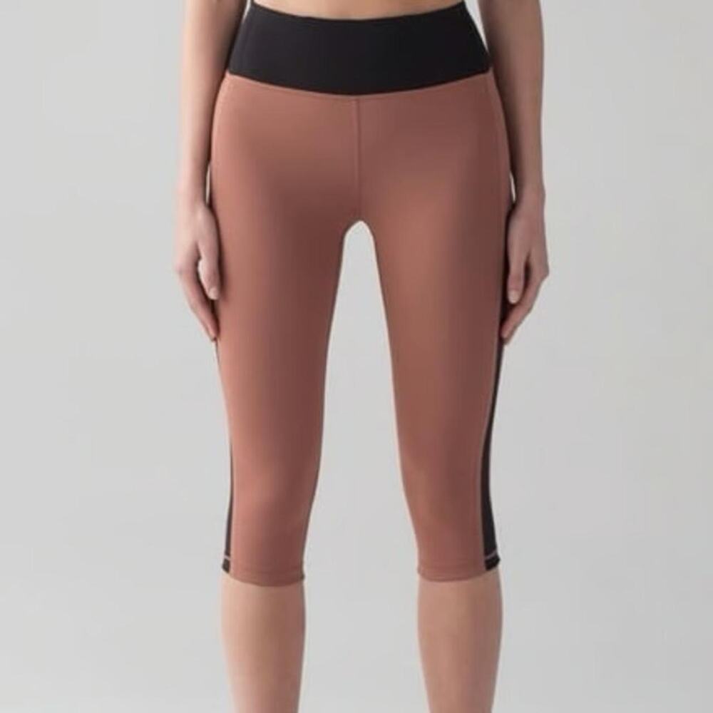 Lululemon Smooth Stride Crop